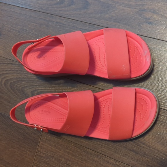 Crocs Brooklyn Low Wedge Flame/Mushroom - Picture 5 of 13